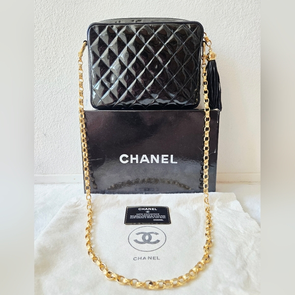 Chanel Quilted Camera Bag - Picture 3 of 15